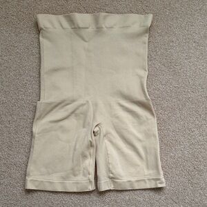 NWOT Shapermint All Day Every Day High-Waisted Shaper Shorts
